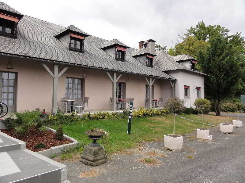 Saint-Pardoux-l'Ortigier Hotel Restaurant Les Coquelicots, The Originals Relais מראה חיצוני תמונה